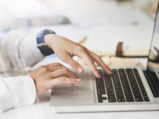 Microsoft incorpora OCR a app Fotos de Windows 11 para extraer textos
