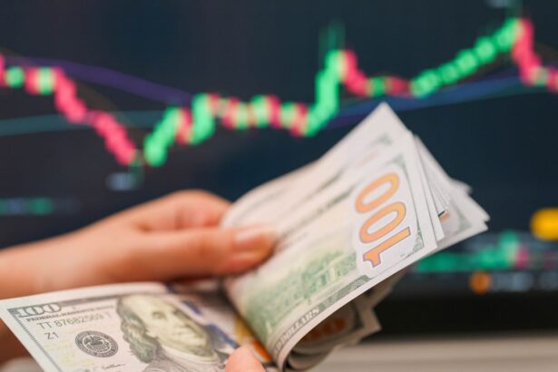 Acuerdo comercial entre UE y EEUU impulsa dólar en Chile a $970