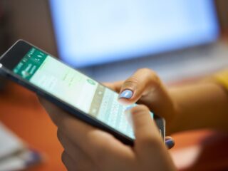 Meta AI en WhatsApp: Asistente virtual y debate sobre privacidad
