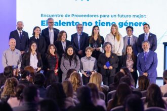 Feria laboral en Antofagasta impulsa empleo local y diversidad de género