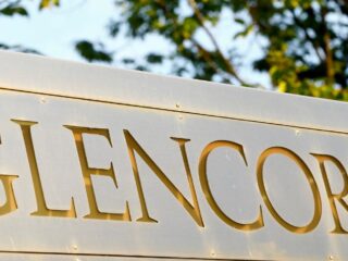 Glencore espera ahorro de mil millones y amplía beneficios de negociación