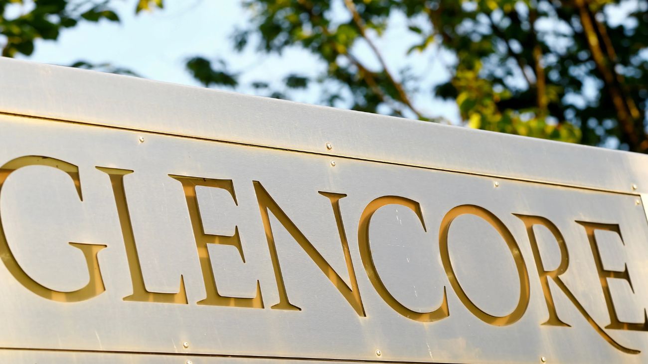 Glencore espera ahorro de mil millones y amplía beneficios de negociación