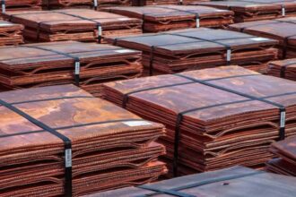 Chile celebra exclusión del cobre de aranceles estadounidenses con estrategia unificada