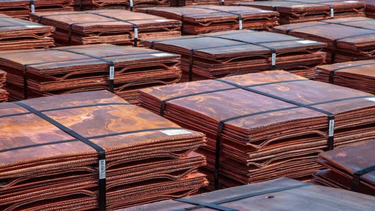 Chile celebra exclusión del cobre de aranceles estadounidenses con estrategia unificada
