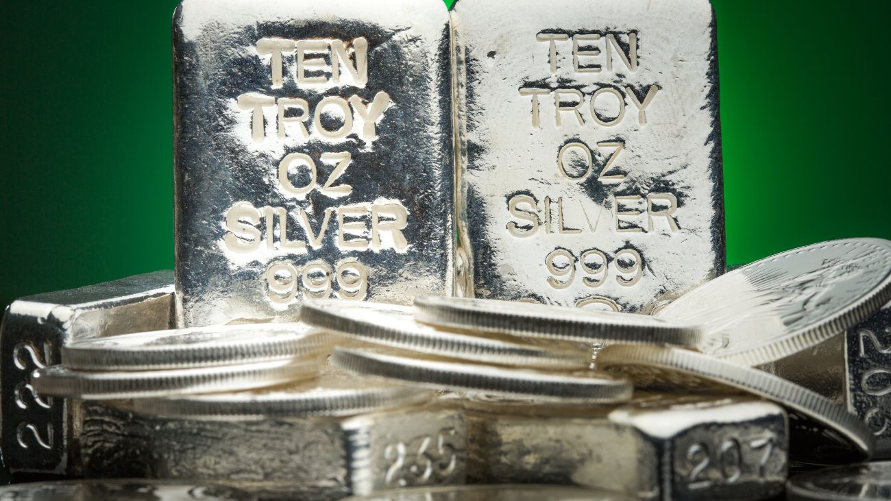 Plata con Perspectivas Alcistas y Potencial «Apretón» en el Mercado