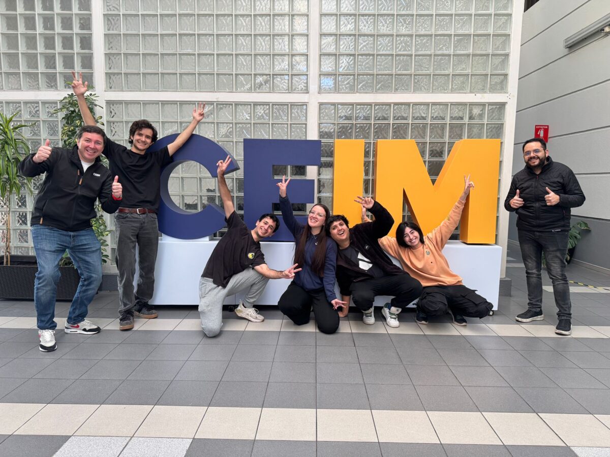 Talento joven y nuevas ideas llegan a CEIM: estudiantes de la UA comienzan un desafío de innovación aplicada como parte de IngeniumLab Talento joven y nuevas ideas llegan a CEIM: estudiantes de la UA comienzan un desafío de innovación aplicada como parte de IngeniumLab