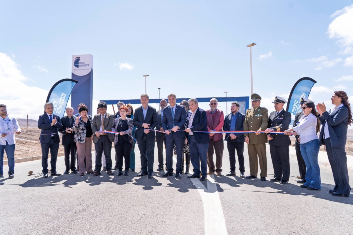 Puerto Antofagasta inaugura primera etapa de la Zona de Desarrollo Logístico La Negra Puerto Antofagasta inaugura primera etapa de la Zona de Desarrollo Logístico La Negra