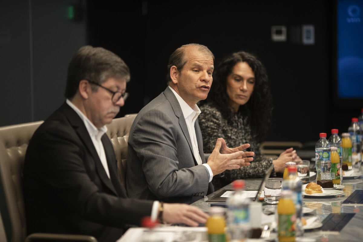 Enap logra en el primer semestre utilidades por US$318 millones Enap logra en el primer semestre utilidades por US$318 millones