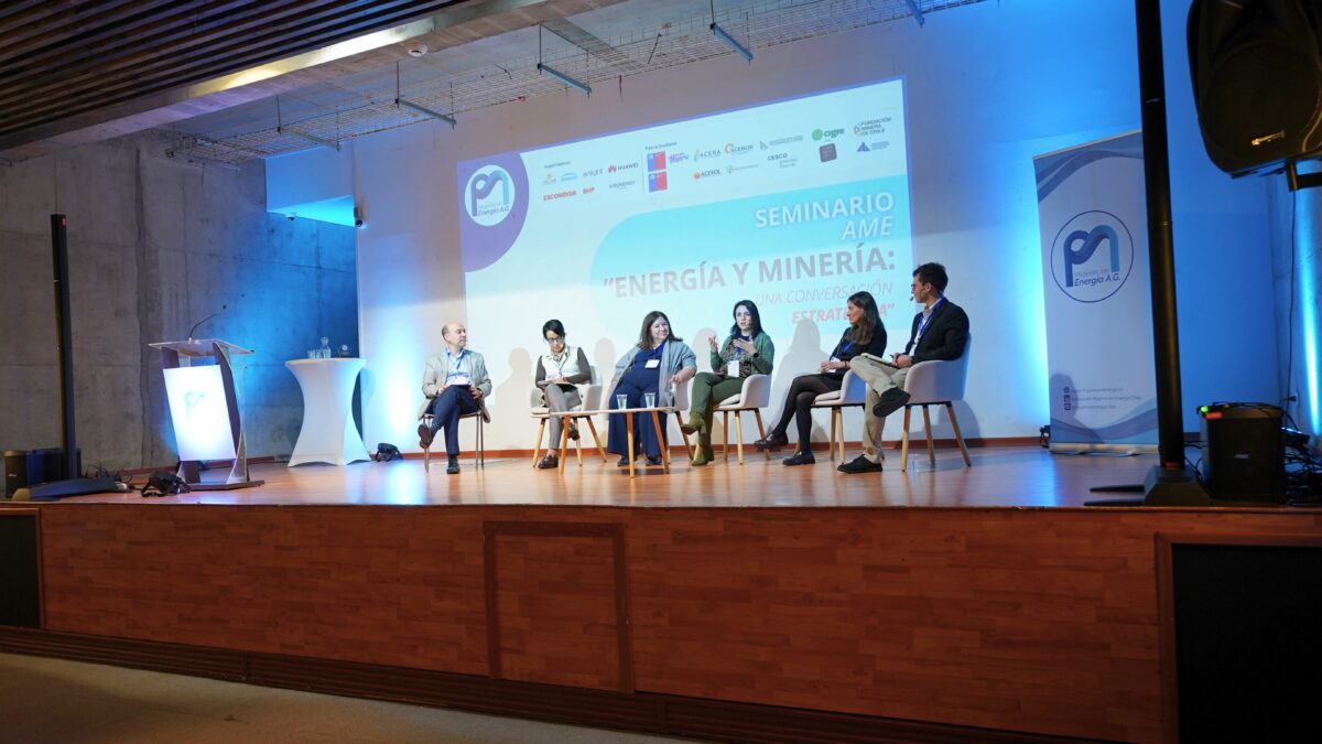 Energía y minería avanzan juntas: AME Chile articula encuentro intersectorial en Antofagasta con alta asistencia Energía y minería avanzan juntas: AME Chile articula encuentro intersectorial en Antofagasta con alta asistencia