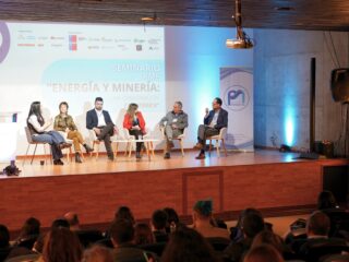 Energía y minería se articulan en Antofagasta con sello inclusivo