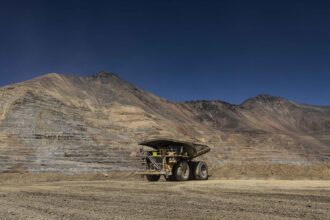 Antofagasta Minerals logra cumplimiento total con el estándar global GISTM en sus depósitos de relaves