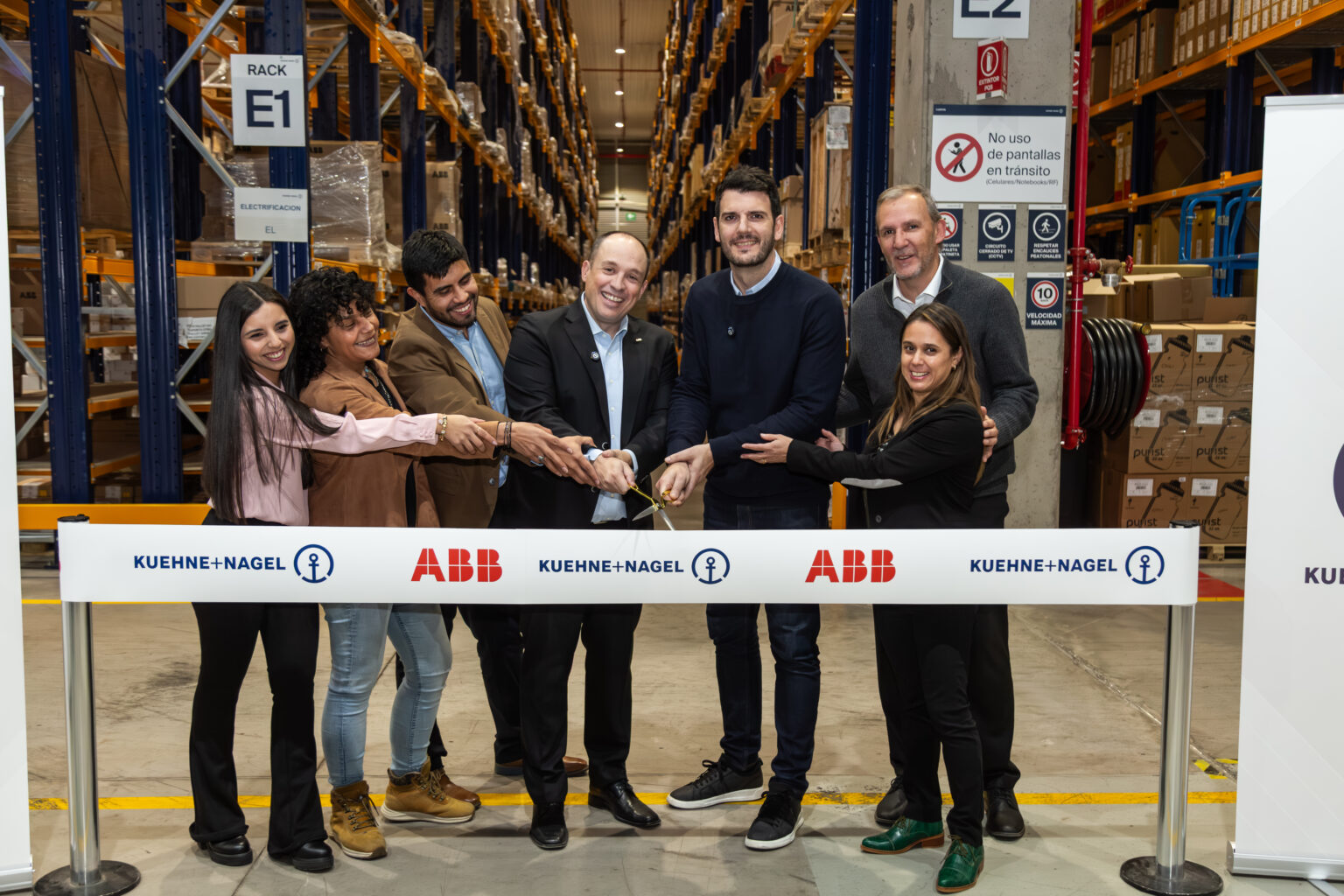 ABB en Chile conmemora primer año de operación con Kuehne+Nagel