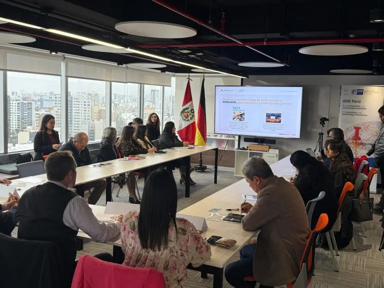 Alemania y Perú fortalecen alianza en transición energética minera en PERUMIN 37 Alemania y Perú fortalecen alianza en transición energética minera en PERUMIN 37