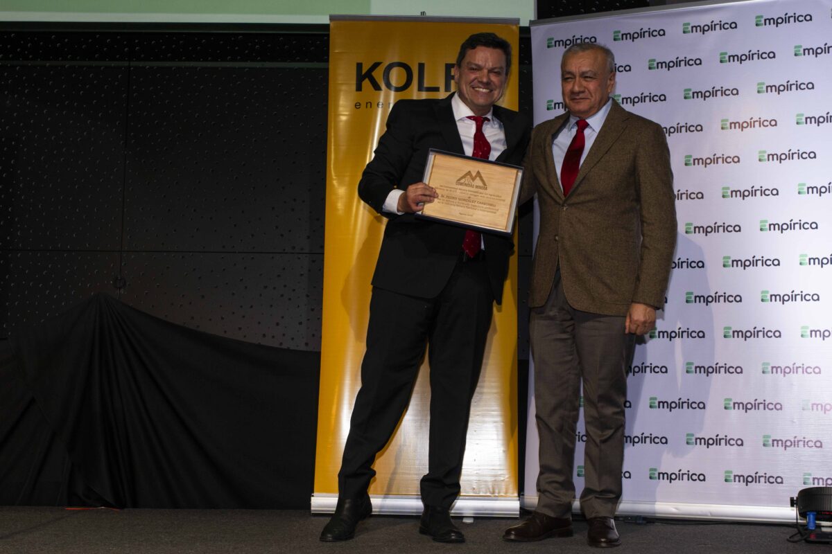 Comunidad Minera entrega reconocimiento a destacados profesionales de la industria nacional