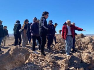 Conexión científica y comunitaria: Ruta por el Desierto de Atacama