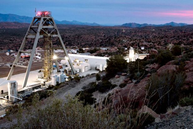 Trump arremete contra corte por detener proyecto de cobre en Arizona.