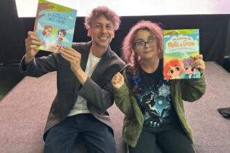 Compromiso Minero celebra el Día de los Patrimonios de los Niños con libros gratis "Maite y Gaspar".