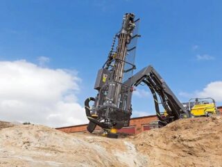 Perú: Importantes hallazgos en Cangallo: AusQuest confirma potencial de cobre.