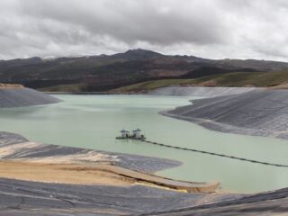 Minería global avanza hacia economía circular con valorización de relaves