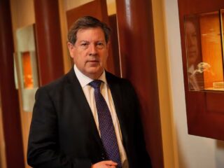 Gremio minero exige cambios en política del litio para impulso minero.