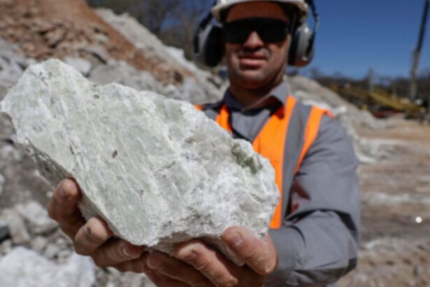 "El Dorado" del litio en Brasil: Valioso mineral atrae inversiones globales.
