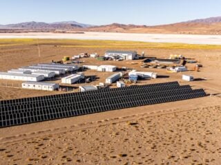 Ganfeng y Lithium Argentina fusionan proyectos en Salta en acuerdo de $1.8B