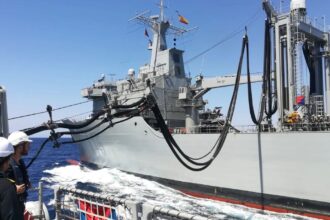Primera carga de e-Combustibles en embarcación de la Armada marca hito en transición energética marítima