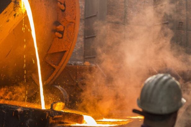 Fundiciones de cobre chinas: alivio temporal en márgenes por alza en cargos.