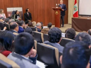 Programa MINEM-Banco Mundial: Modernización y sostenibilidad en minería peruana.