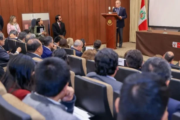 Programa MINEM-Banco Mundial: Modernización y sostenibilidad en minería peruana.