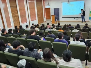 Caserones y la UDA iniciaron Ciclo de Charlas Técnicas