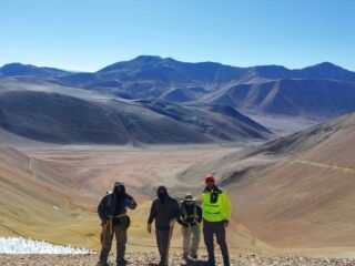Vicuña: Modelo geofísico 3D describe anomalías a gran escala en el cúmulo objetivo de Los Mogotes adyacente a Filo del Sol