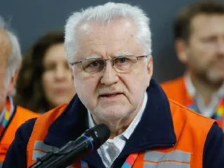 Petición de Trabajadores: Pacheco fuera de Codelco tras tragedia en El Teniente