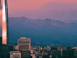 PIB de Chile avanza un 0,4% en segundo trimestre impulsado por minería