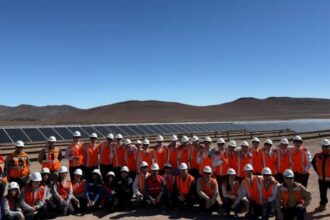 Alumnos de Salesianos Copiapó visitan la planta fotovoltaica Río Escondido junto al programa Fórmate Energía de Mainstream