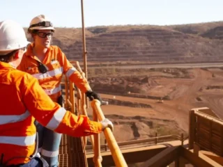 Auge minero en Australia impulsa acciones de BHP Group Ltd