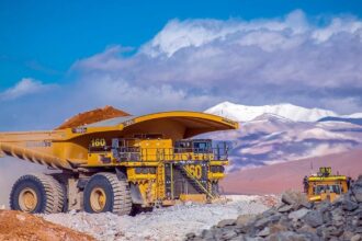 Minería lidera percepción ciudadana: litio y cobre vistos como los minerales del futuro