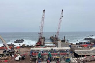 Codelco anuncia avance del 81% en la construcción de su primera planta desaladora