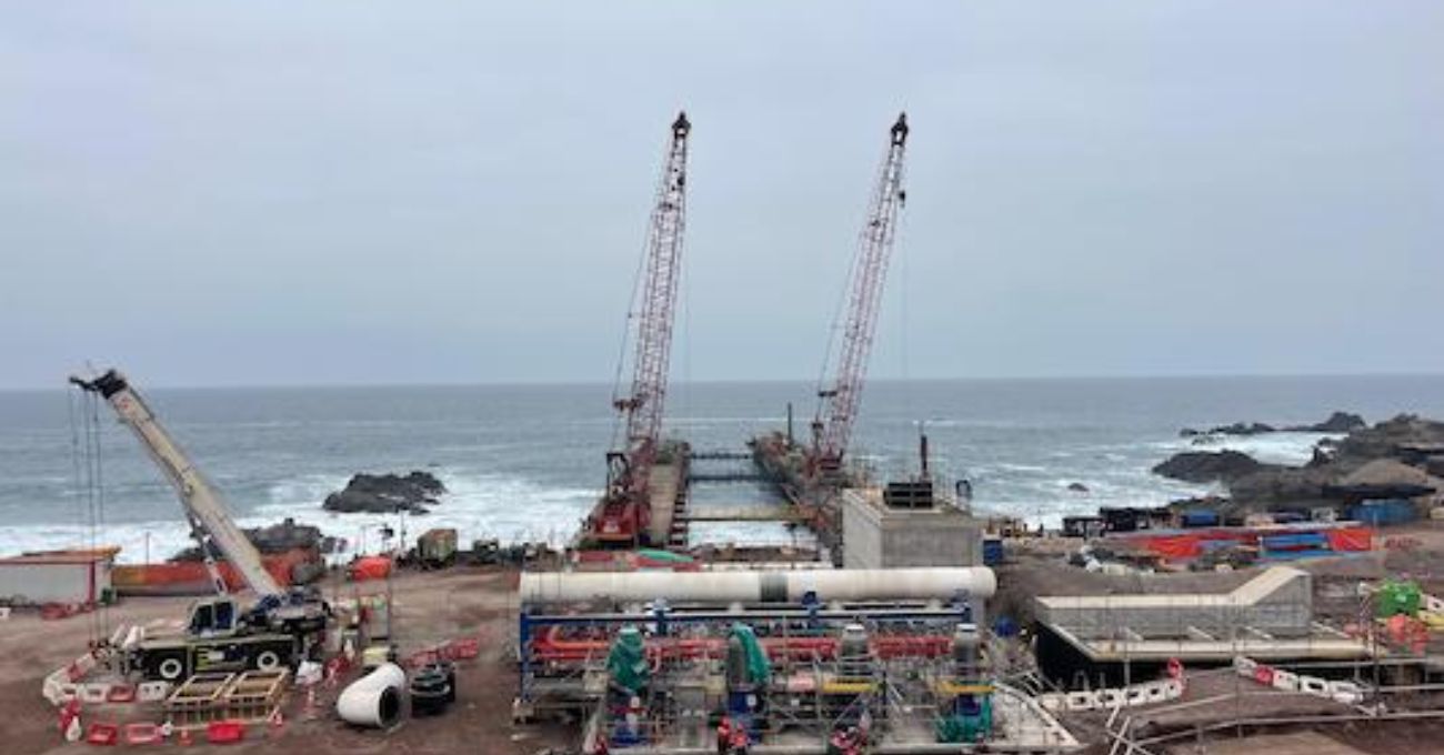 Codelco anuncia avance del 81% en la construcción de su primera planta desaladora