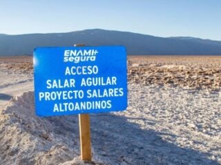 Avanzan contratos de operación de litio en Salares Altoandinos de Chile