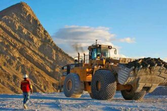 BHP abre vacantes en Chile con sueldos desde $1,5 millones: revisa cómo postular