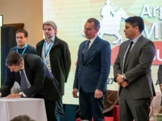 Pan American Silver reinvertirá en exploración en Santa Cruz con FOMICRUZ.