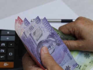 Los salarios en Chile mantienen su tendencia al alza impulsados por el control de la inflación