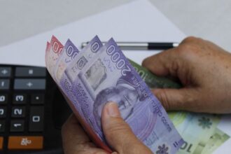 Los salarios en Chile mantienen su tendencia al alza impulsados por el control de la inflación