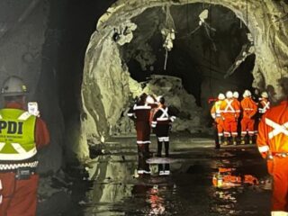Tragedia en Codelco: Equipo de fiscales y académicos que descendieron a Andesita vivieron sismos y desprendimientos de roca