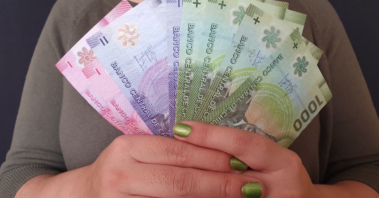 Consulta con tu RUT si recibes en agosto el bono de $58.000 entregado por el IPS