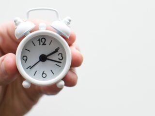 Cambio de hora 2025: ¿Cuándo empieza el horario de verano en Chile?