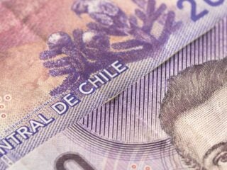 Hasta $80 mil para estudiantes desde 5° básico: Revisa con tu RUT si te toca el Bono Logro Escolar