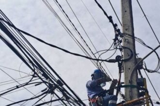 Enel da a conocer las 10 comunas de Santiago afectadas por corte de luz para el martes 19