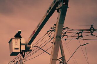 Enel da a conocer las 13 comunas de Santiago afectadas por corte de luz el jueves 21